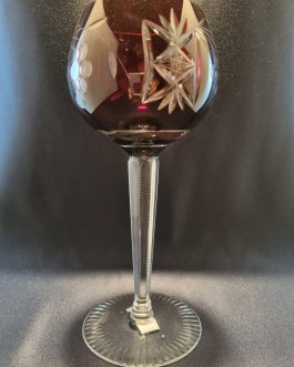 Römerglas med mørkelilla kop