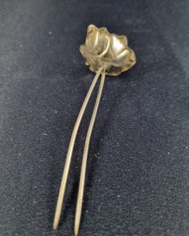 Hair ornament/hatpin of silver