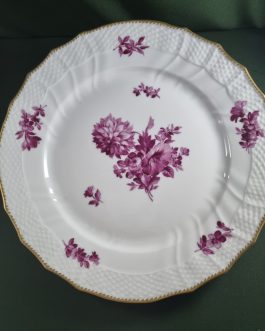 Dinner plate #1710 in Welded old purple painting