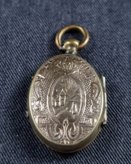 Medaljon af kobberfarvet metal